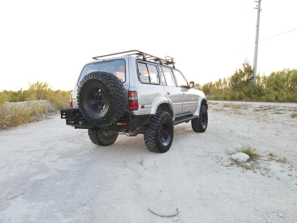 1997 Lexus LX 1st Gen - Image 10 of 31