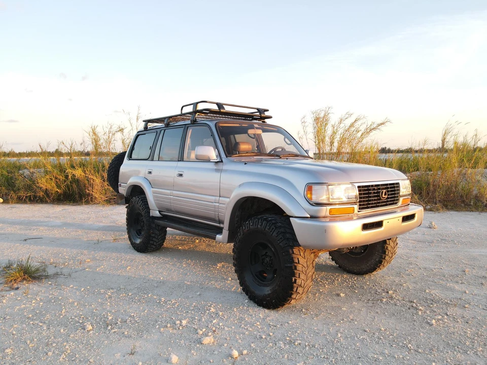1997 Lexus LX 1st Gen - Image 14 of 31