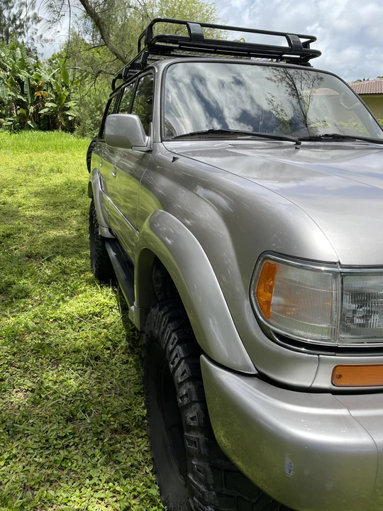 1997 Lexus LX 1st Gen - Image 28 of 31