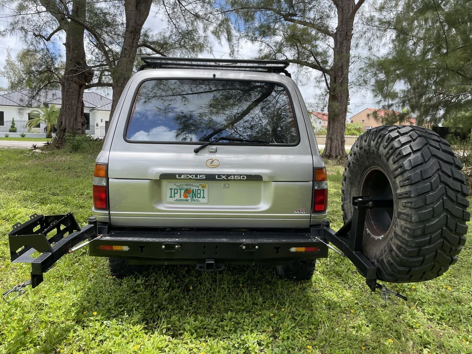 1997 Lexus LX 1st Gen - Image 23 of 31