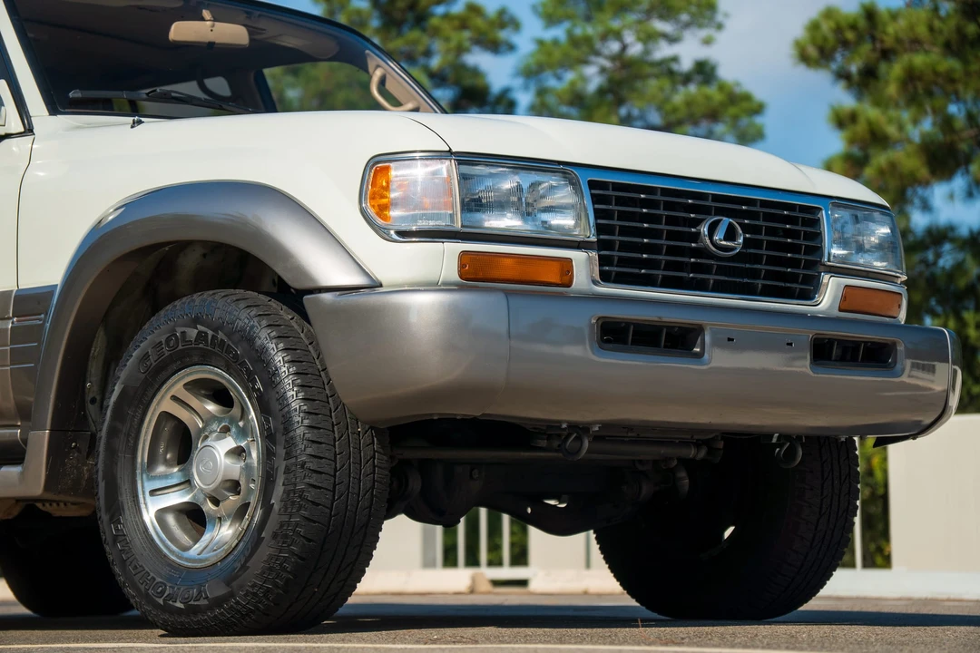 1997 Lexus LX 1st Gen - Image 23 of 31