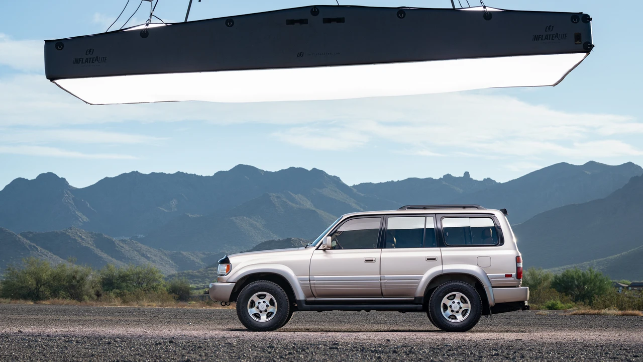 1997 Lexus LX 1st Gen - Image 13 of 31