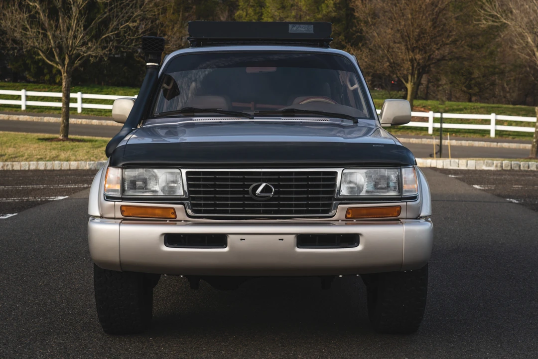 1997 Lexus LX 1st Gen - Image 26 of 31