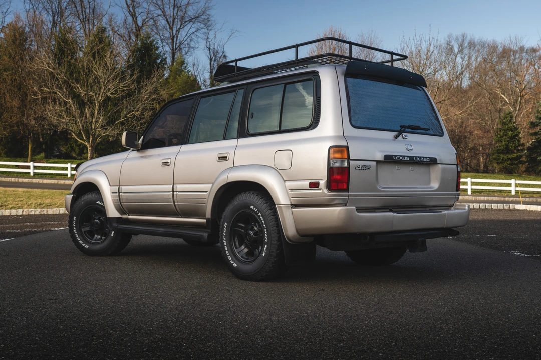 1997 Lexus LX 1st Gen - Image 11 of 31