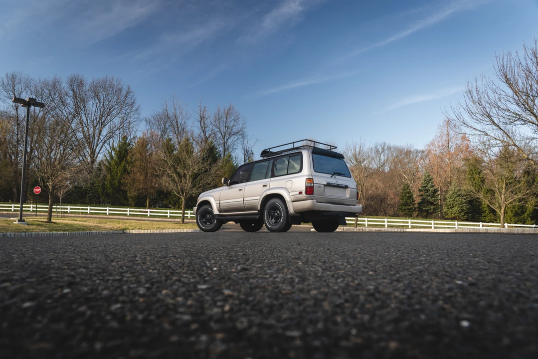 1997 Lexus LX 1st Gen - Image 10 of 31