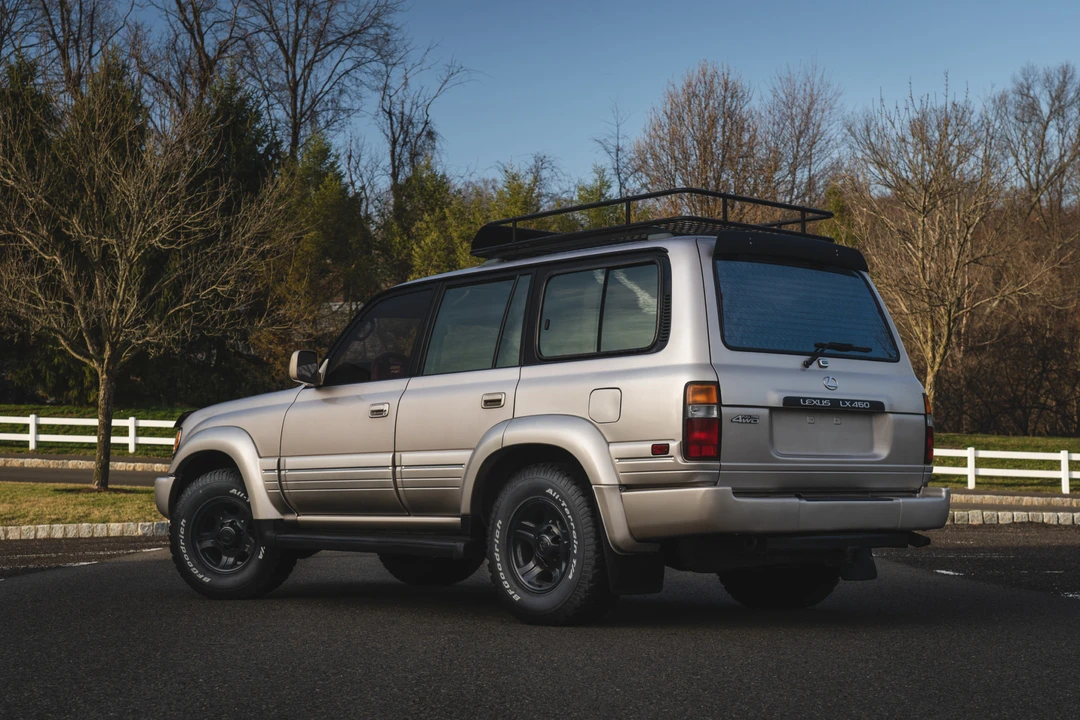 1997 Lexus LX 1st Gen - Image 9 of 31
