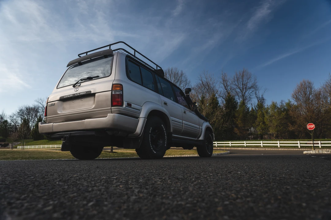 1997 Lexus LX 1st Gen - Image 6 of 31