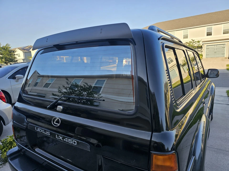 1997 Lexus LX 1st Gen - Image 24 of 31