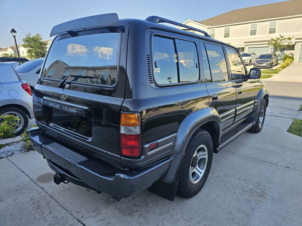 1997 Lexus LX 1st Gen - Image 6 of 31