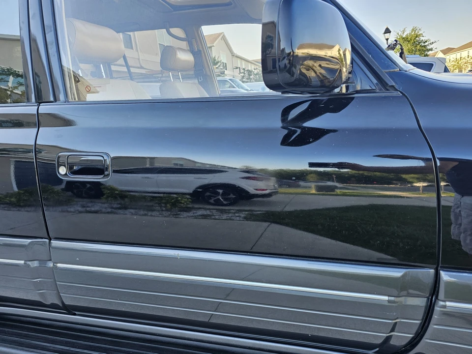 1997 Lexus LX 1st Gen - Image 16 of 31