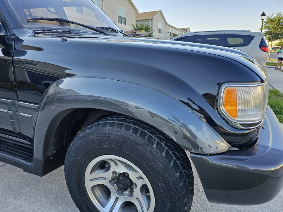 1997 Lexus LX 1st Gen - Image 13 of 31