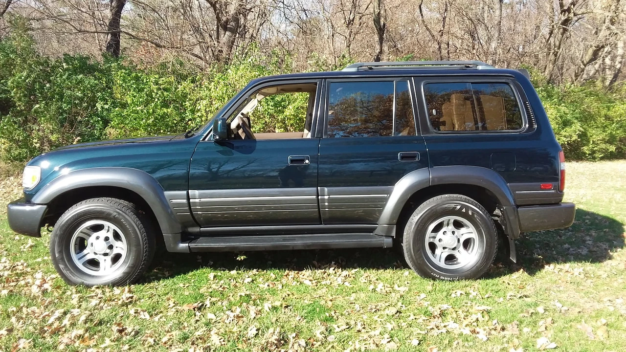 1997 Lexus LX 1st Gen - Image 2 of 20
