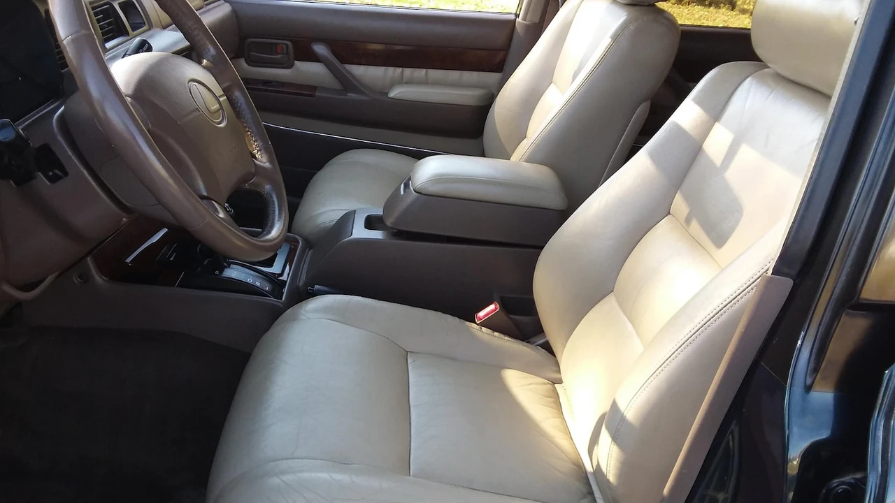 1997 Lexus LX 1st Gen - Image 5 of 20