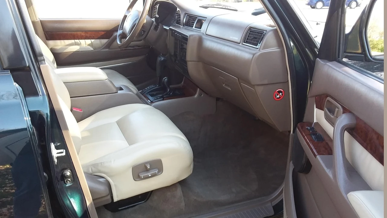 1997 Lexus LX 1st Gen - Image 10 of 20