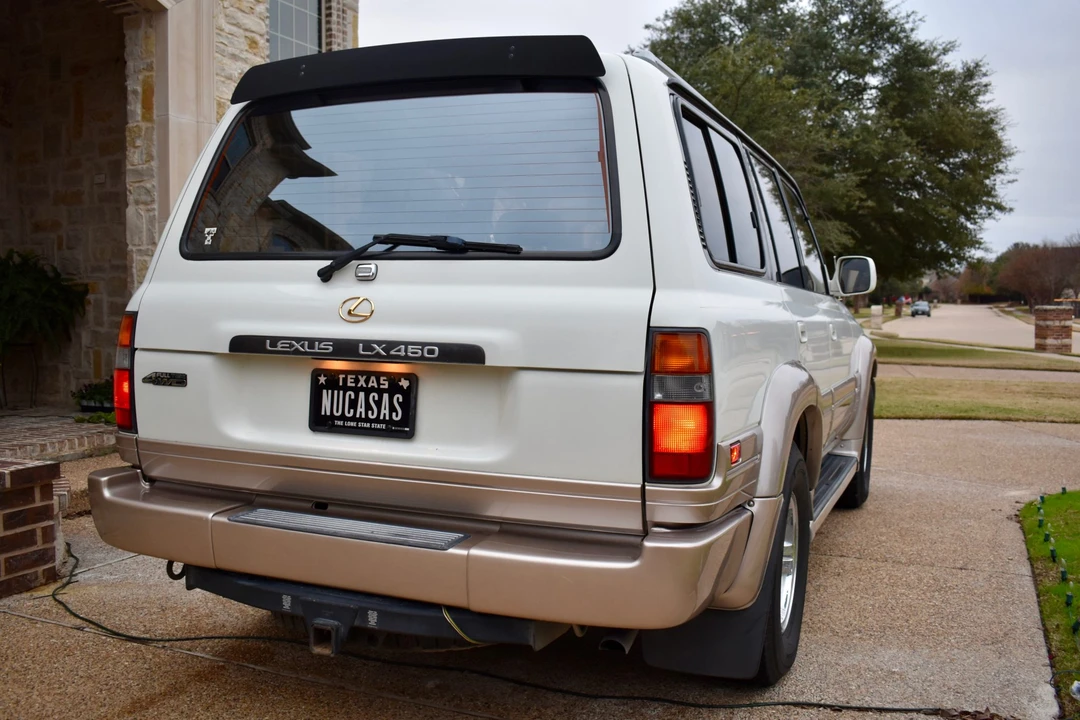 1997 Lexus LX 1st Gen - Image 14 of 31