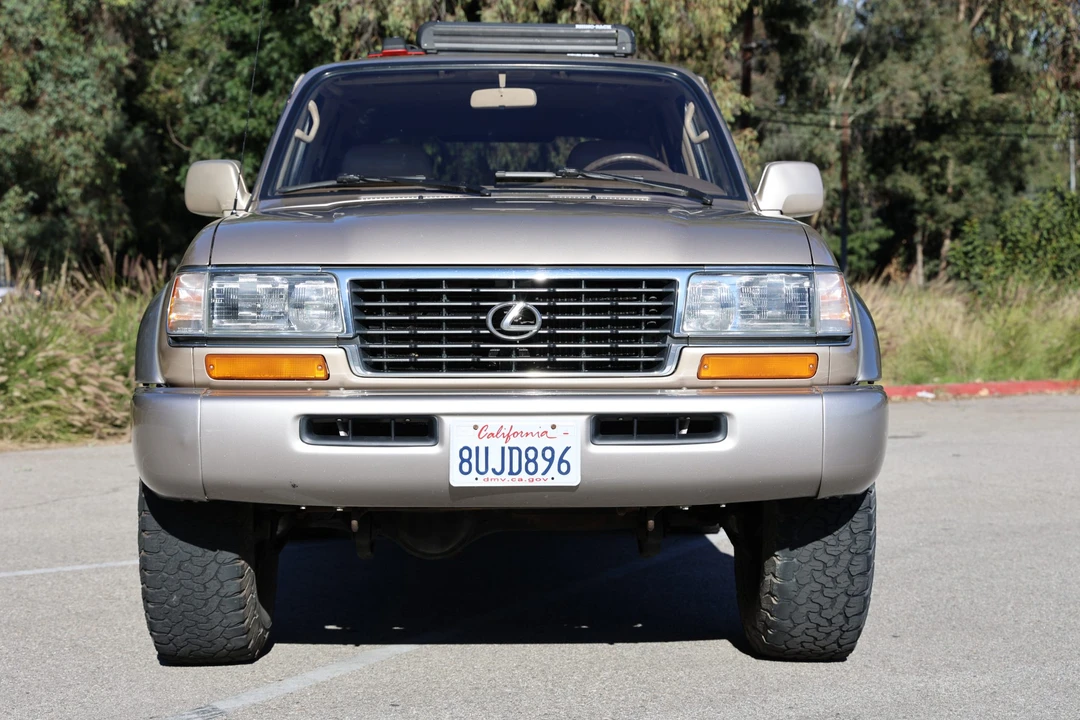 1997 Lexus LX 1st Gen - Image 3 of 31