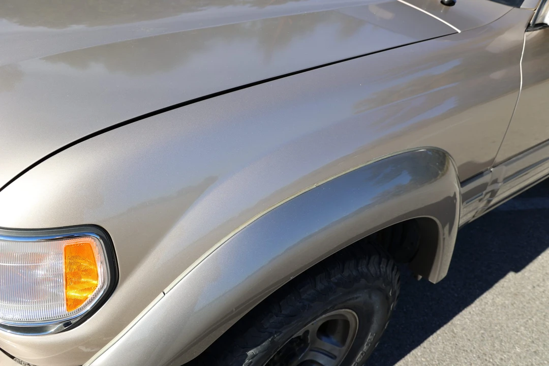 1997 Lexus LX 1st Gen - Image 23 of 31