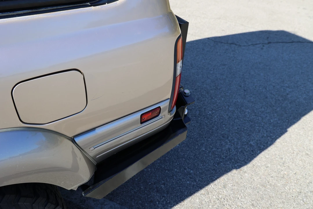1997 Lexus LX 1st Gen - Image 27 of 31