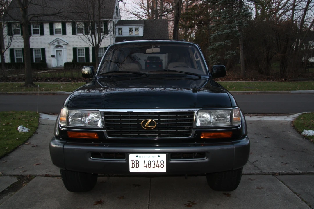 1997 Lexus LX 1st Gen - Image 11 of 31