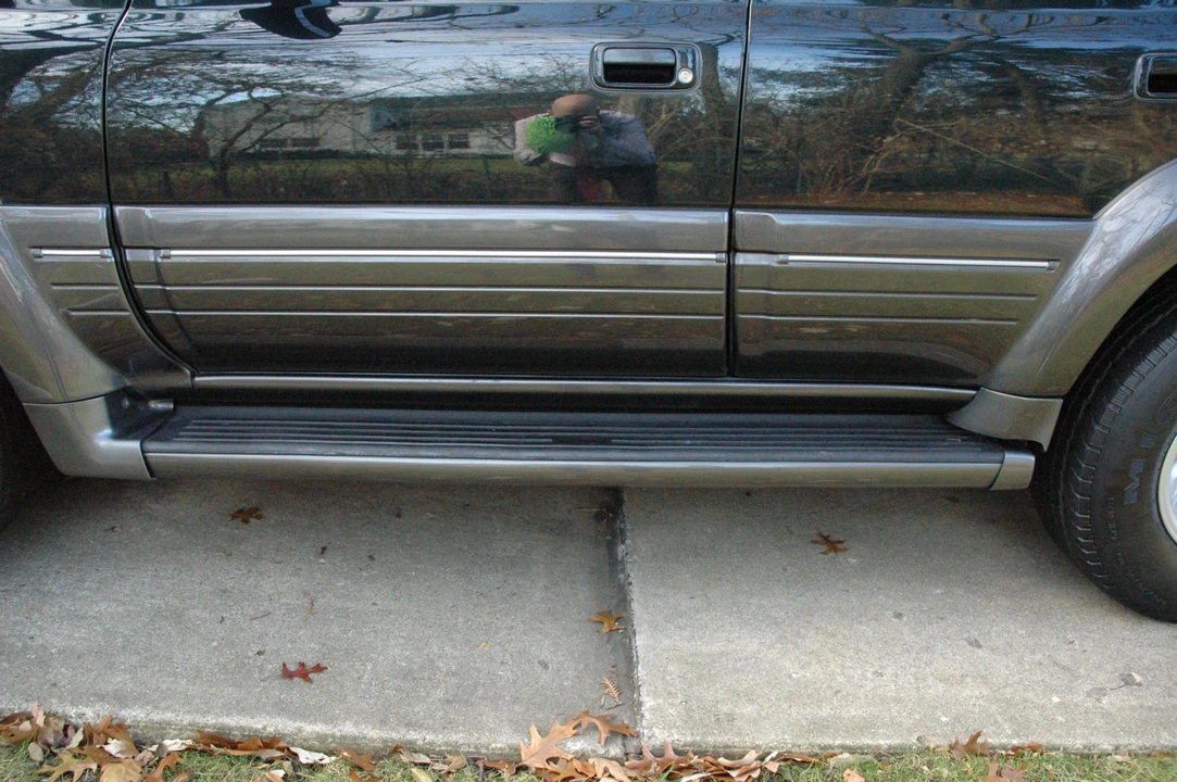 1997 Lexus LX 1st Gen - Image 29 of 31