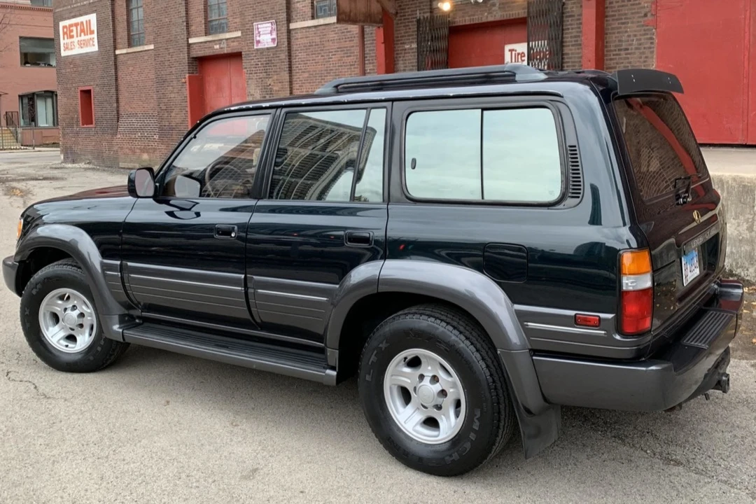 1997 Lexus LX 1st Gen - Image 3 of 31