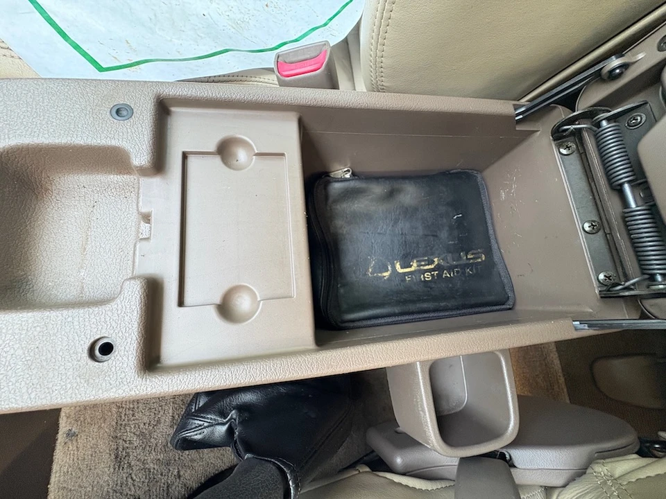 1997 Lexus LX 1st Gen - Image 31 of 31