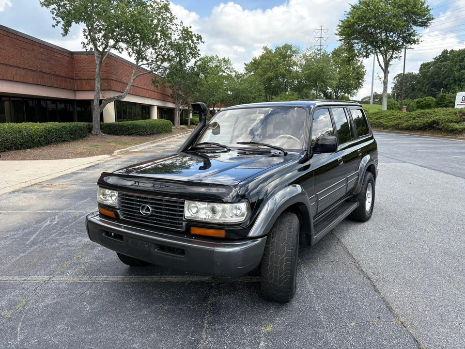 1997 Lexus LX 1st Gen - Image 9 of 31