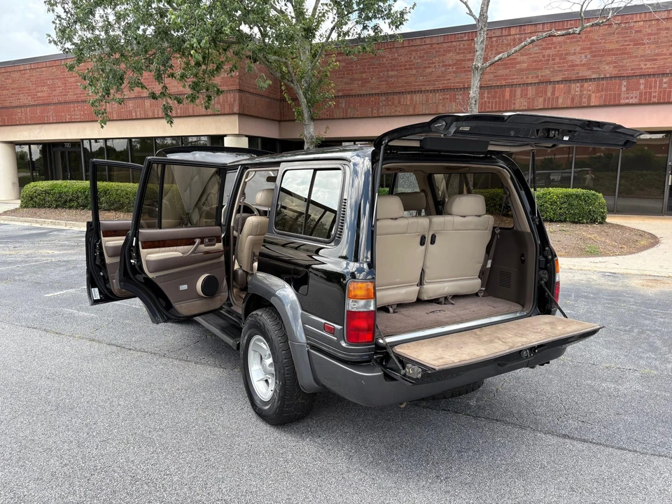 1997 Lexus LX 1st Gen - Image 16 of 31