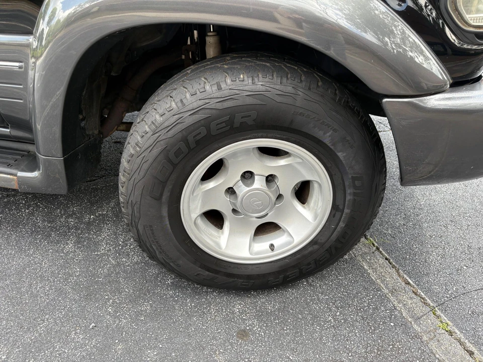1997 Lexus LX 1st Gen - Image 20 of 31