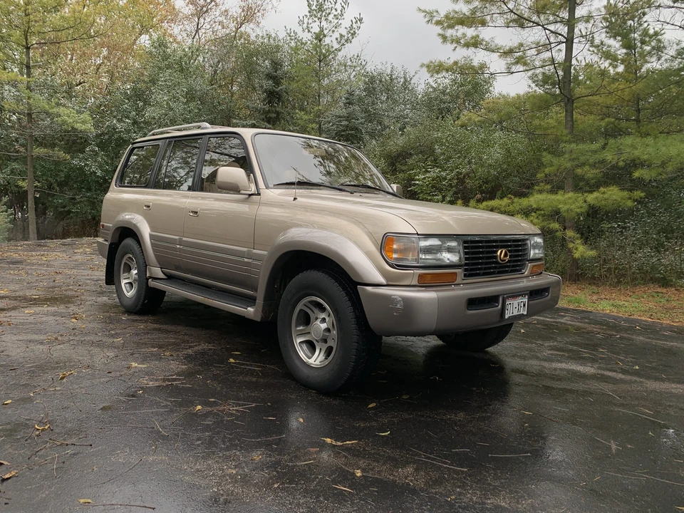 1997 Lexus LX 1st Gen - Image 7 of 31