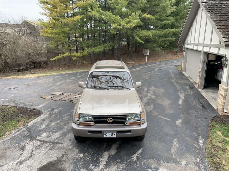 1997 Lexus LX 1st Gen - Image 6 of 31