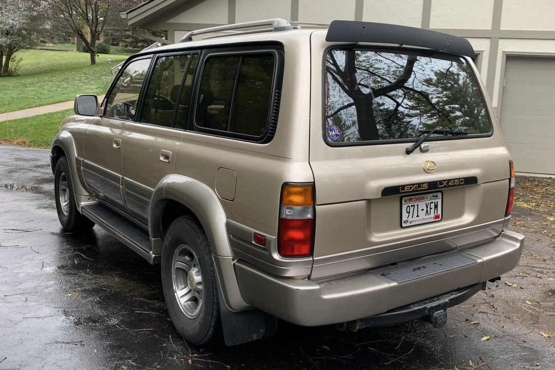 1997 Lexus LX 1st Gen - Image 15 of 31