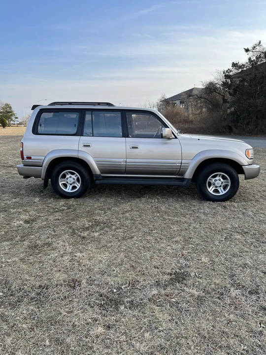 1997 Lexus LX 1st Gen - Image 10 of 31