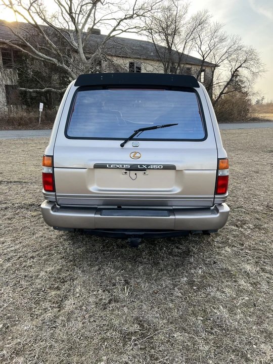 1997 Lexus LX 1st Gen - Image 13 of 31