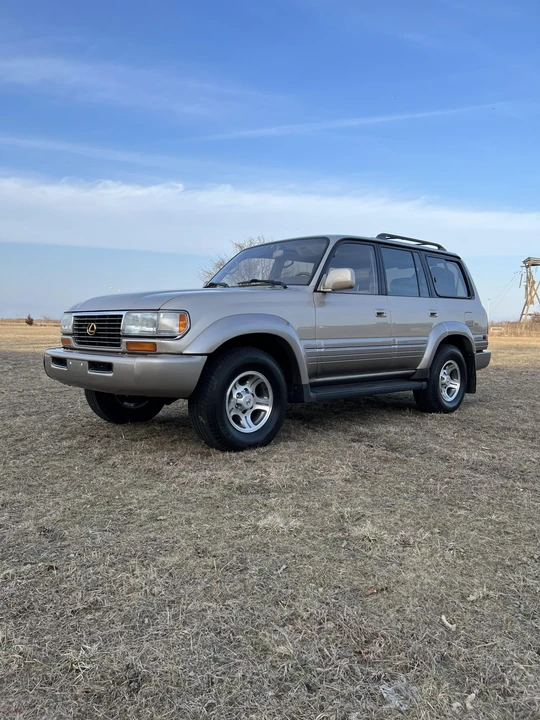 1997 Lexus LX 1st Gen - Image 2 of 31