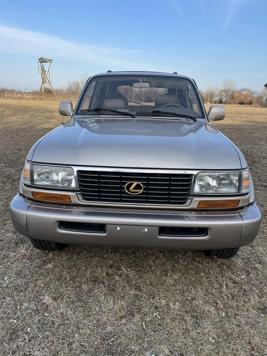 1997 Lexus LX 1st Gen - Image 6 of 31