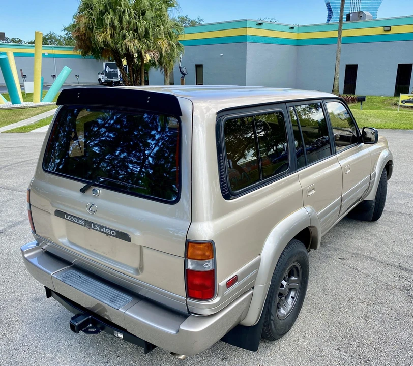 1997 Lexus LX 1st Gen - Image 20 of 31