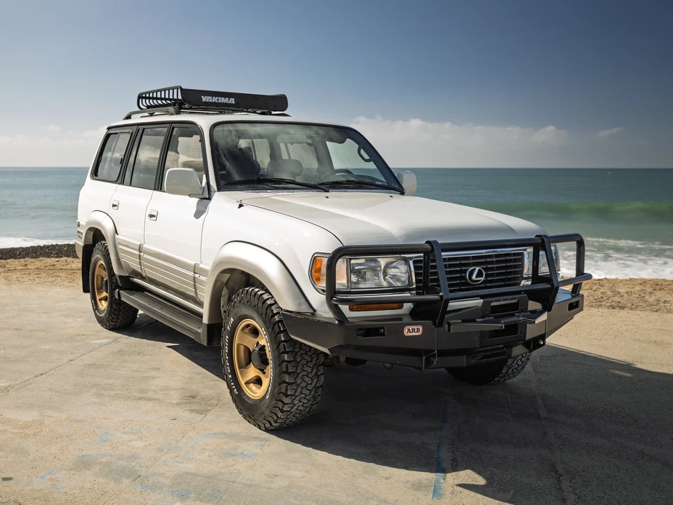 1997 Lexus LX 1st Gen - Image 3 of 21