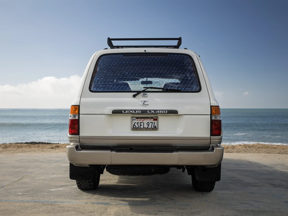 1997 Lexus LX 1st Gen - Image 7 of 21