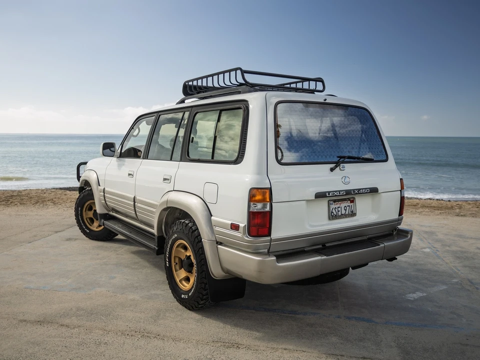 1997 Lexus LX 1st Gen - Image 8 of 21