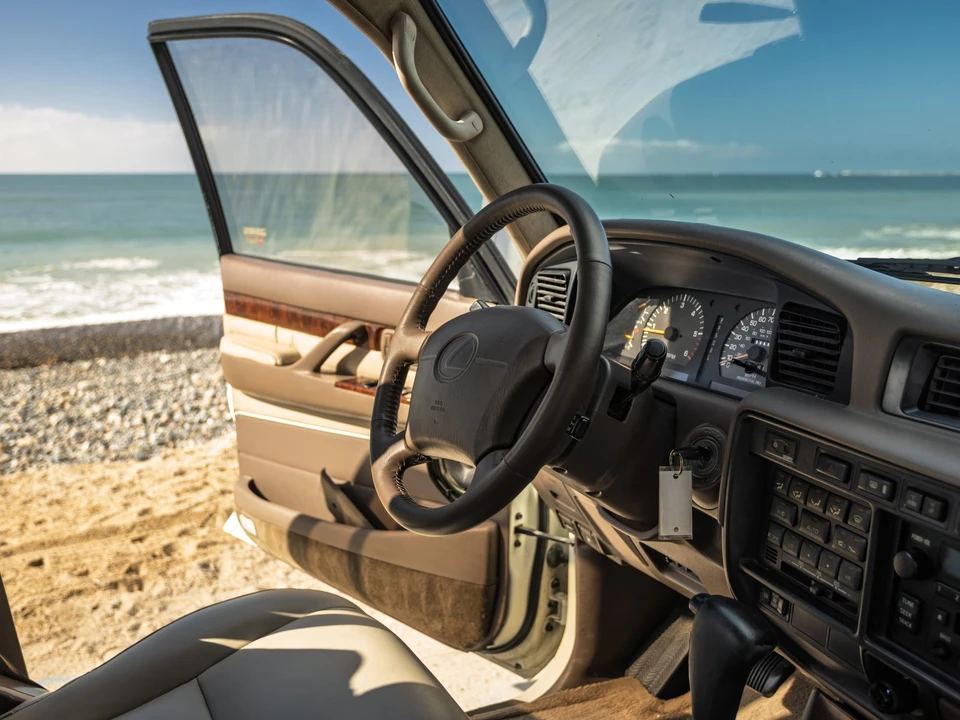 1997 Lexus LX 1st Gen - Image 12 of 21