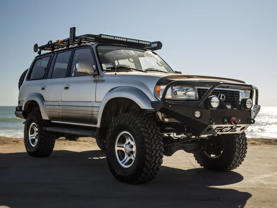 1997 Lexus LX 1st Gen - Image 3 of 8