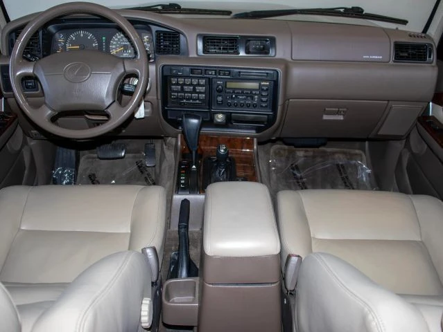 1997 Lexus LX 1st Gen - Image 15 of 21