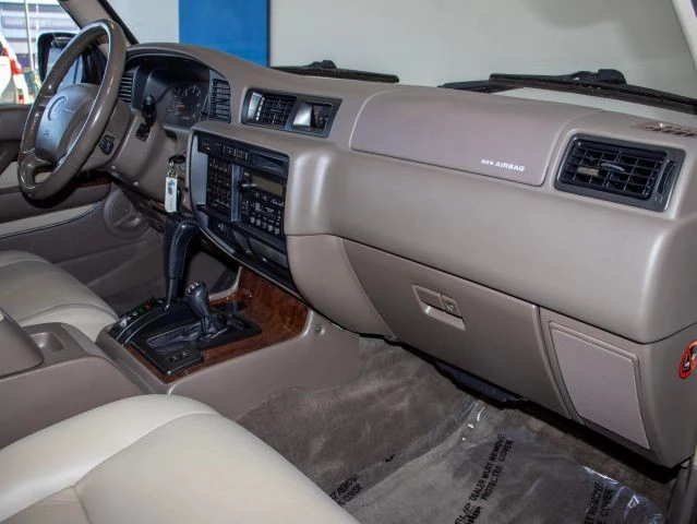 1997 Lexus LX 1st Gen - Image 16 of 21