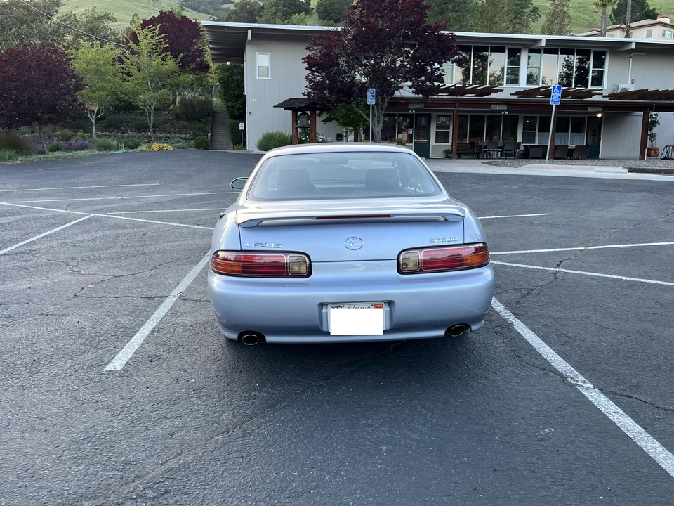 1997 Lexus SC400 - Image 10 of 17