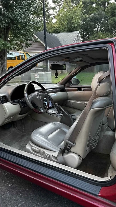 1997 Lexus SC400 - Image 3 of 7