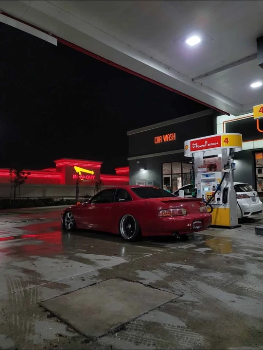 1997 Lexus SC400 - Image 4 of 9