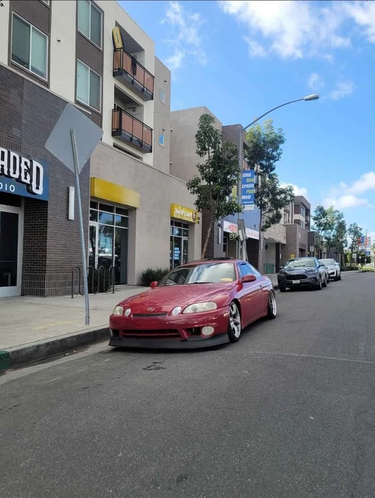 1997 Lexus SC400 - Image 9 of 9
