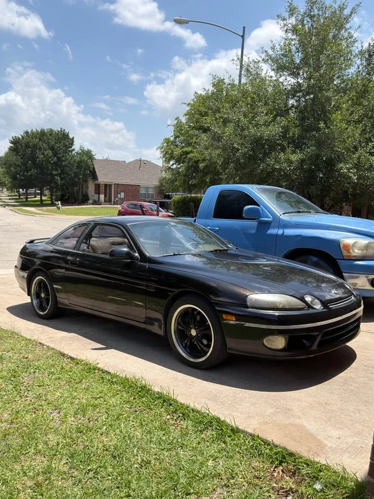1997 Lexus SC400 - Image 3 of 3