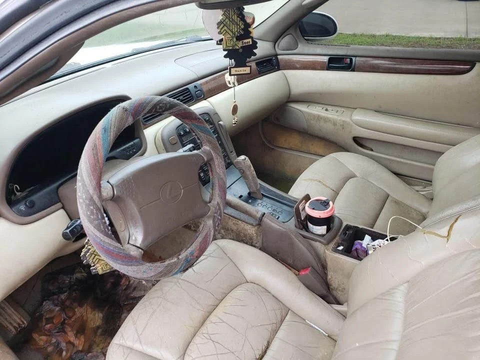 1997 Lexus SC400 - Image 6 of 7